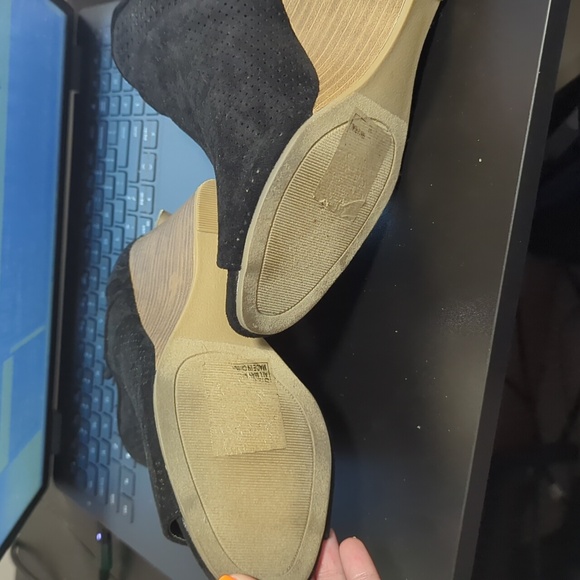 Black wedge YO/KI size 7 shoes - Picture 2 of 2